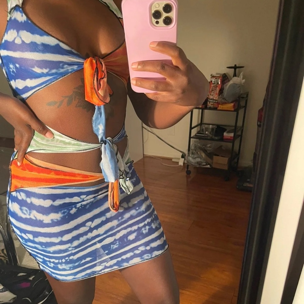 Colorful tie up dress